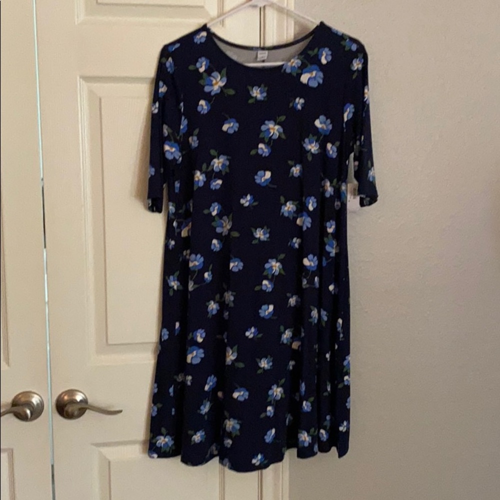 Navy Floral Shift Dress